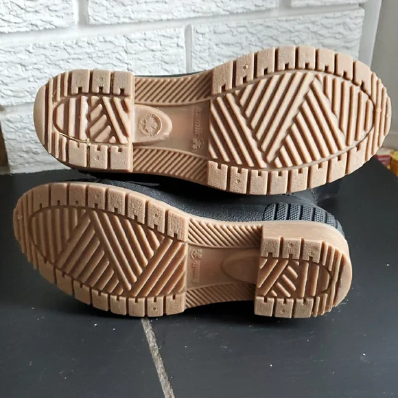 Kamik Women's Black Winter Vegan Water Resistant Boots with Stitching Size 6 - Picture 11 of 13